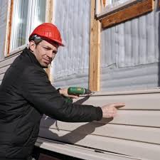 Siding Removal and Disposal in Enumclaw, WA